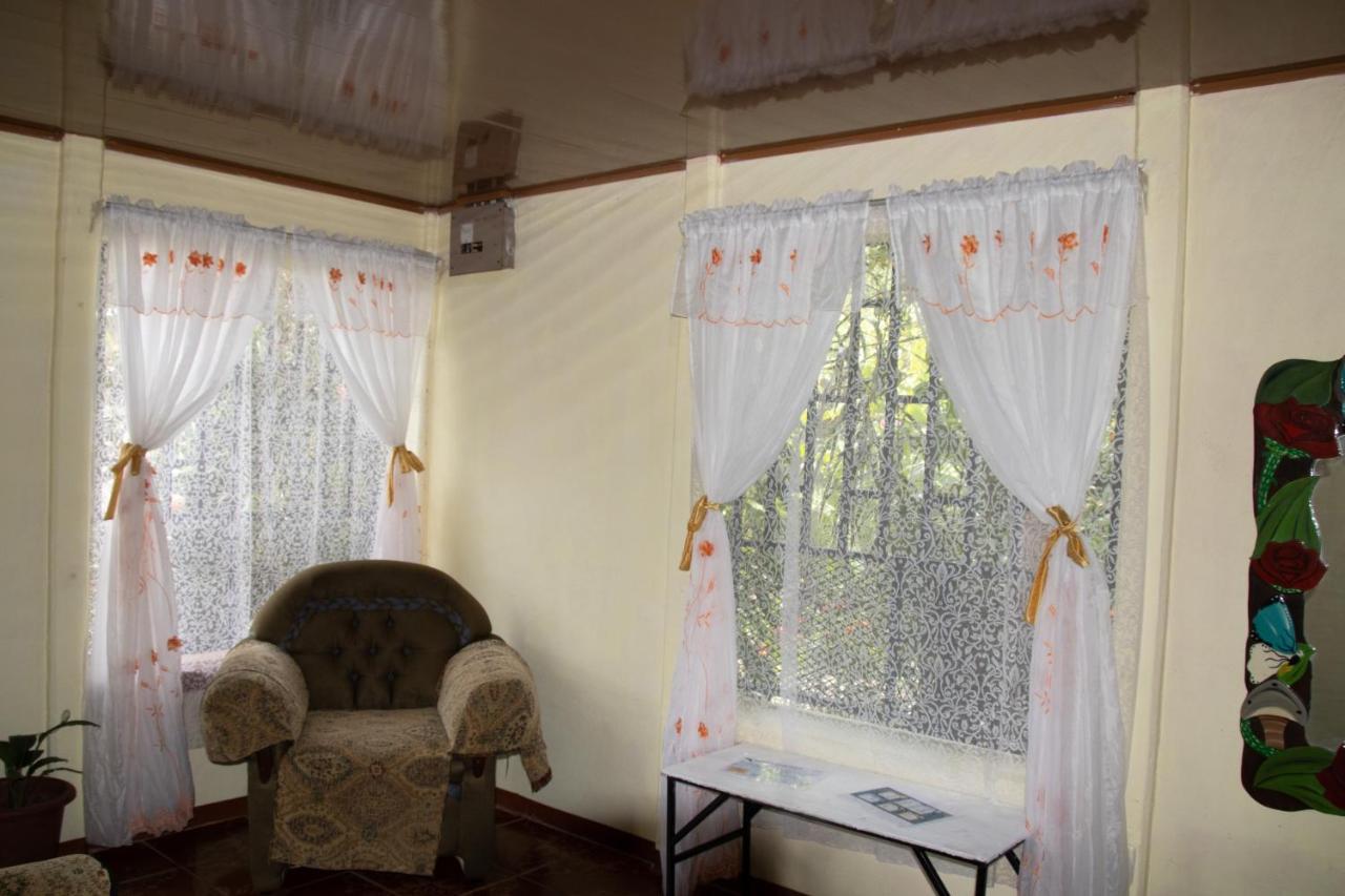Appartamento The Corner House Tortuguero Esterno foto