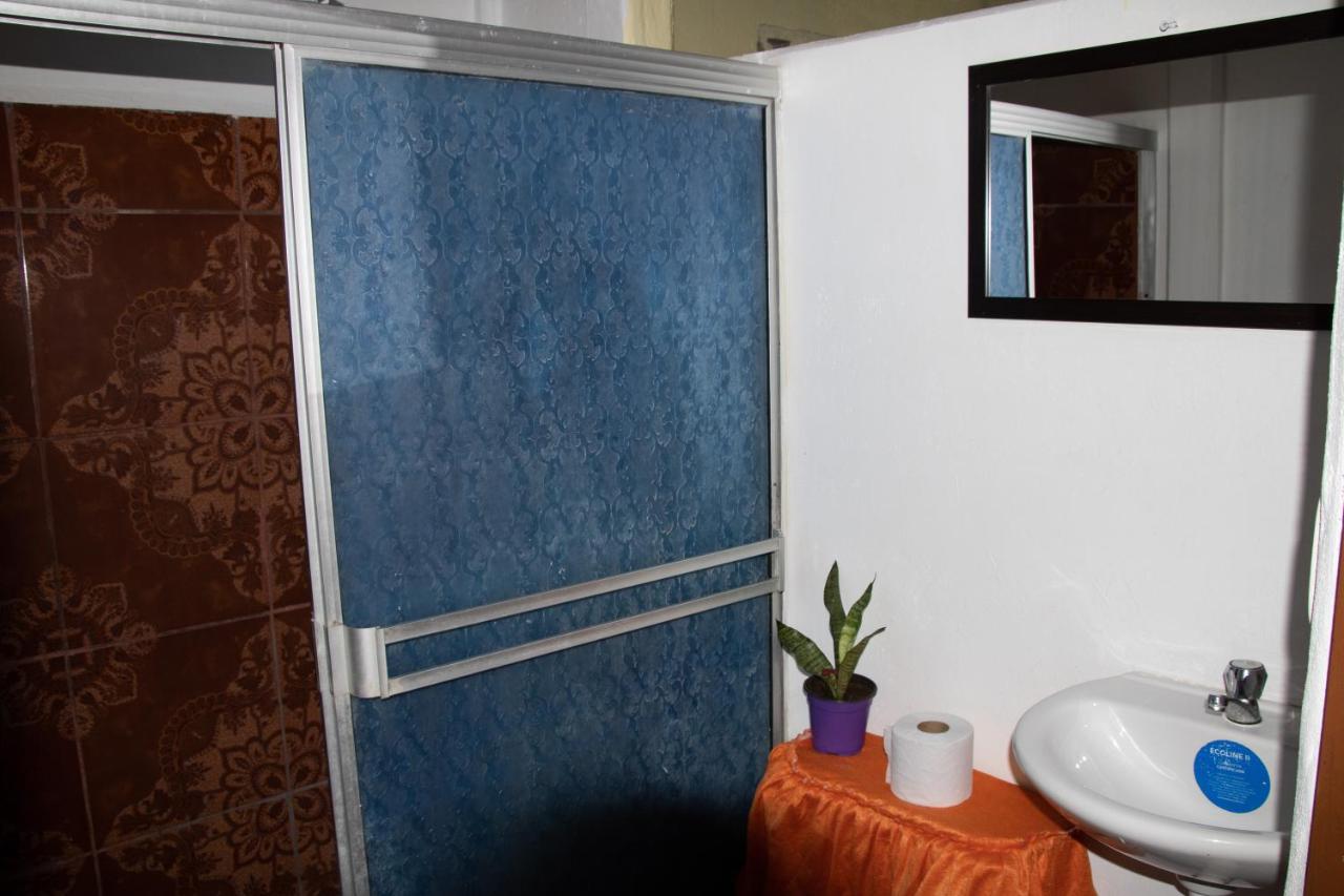 Appartamento The Corner House Tortuguero Esterno foto