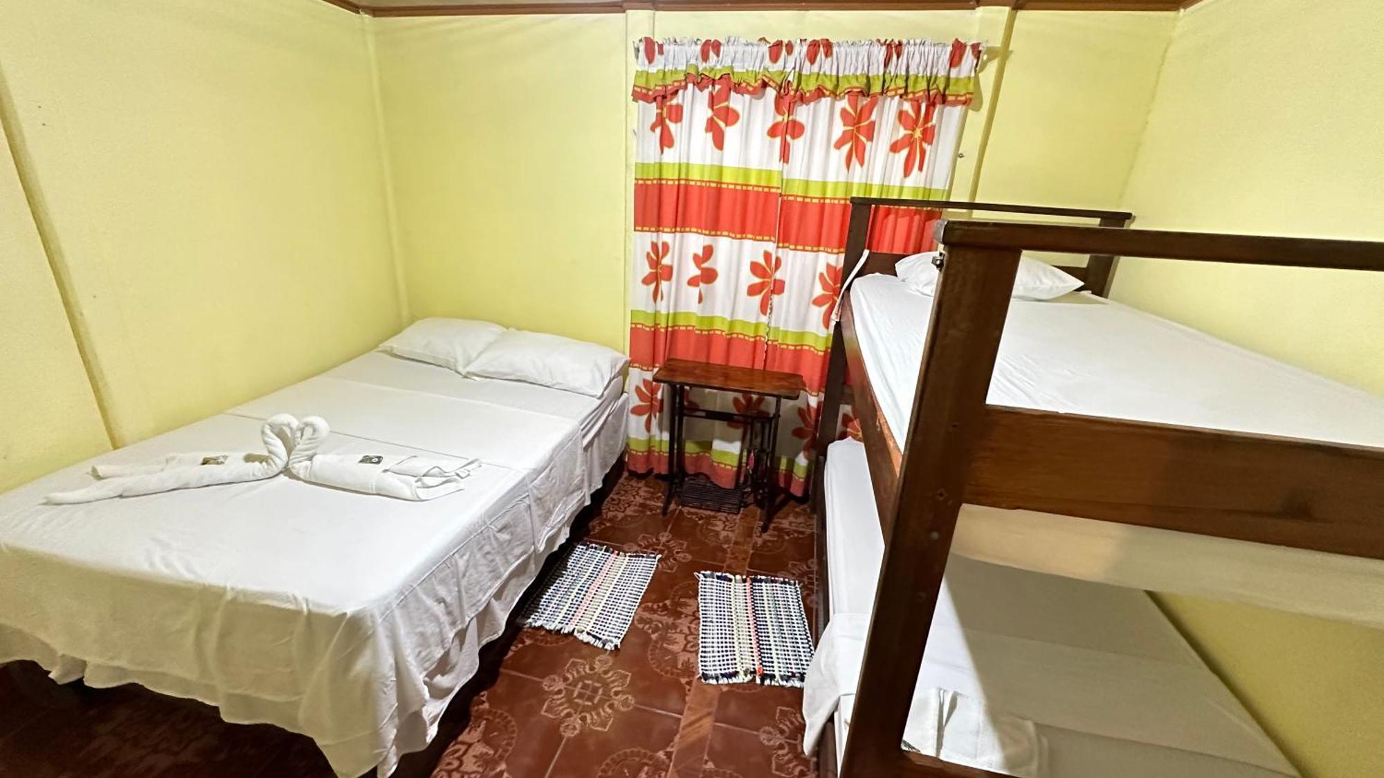 Appartamento The Corner House Tortuguero Esterno foto